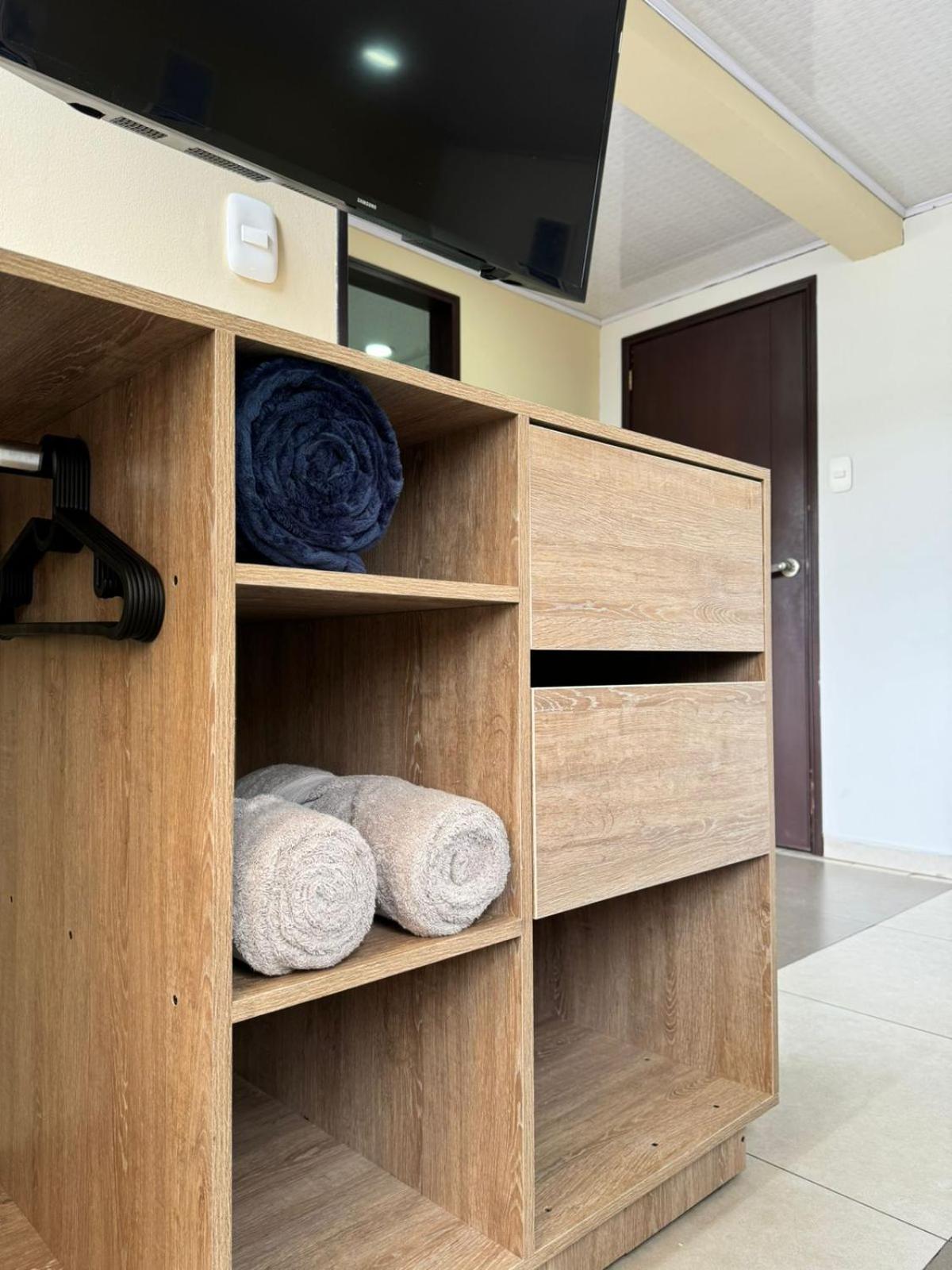 Hostelfc Chapinero 公寓 *